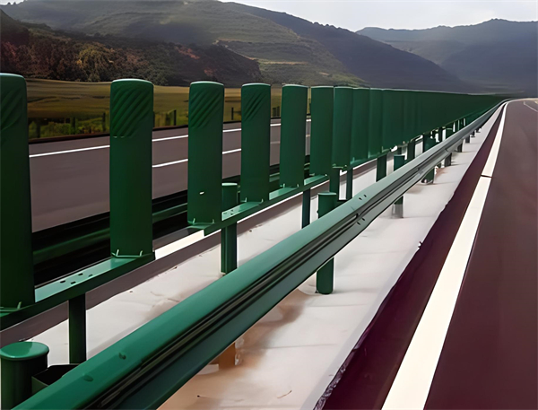 天津三波护栏板在高速公路的应用